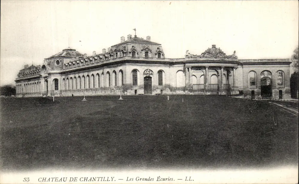 Castelo de Chantilly — As Grandes Estabulagens — LL. — N° 35 - Frente