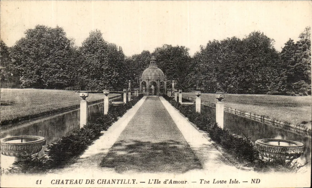 Castelo de Chantilly — A Ilha do Amor — editor ND, n° 11 - Frente