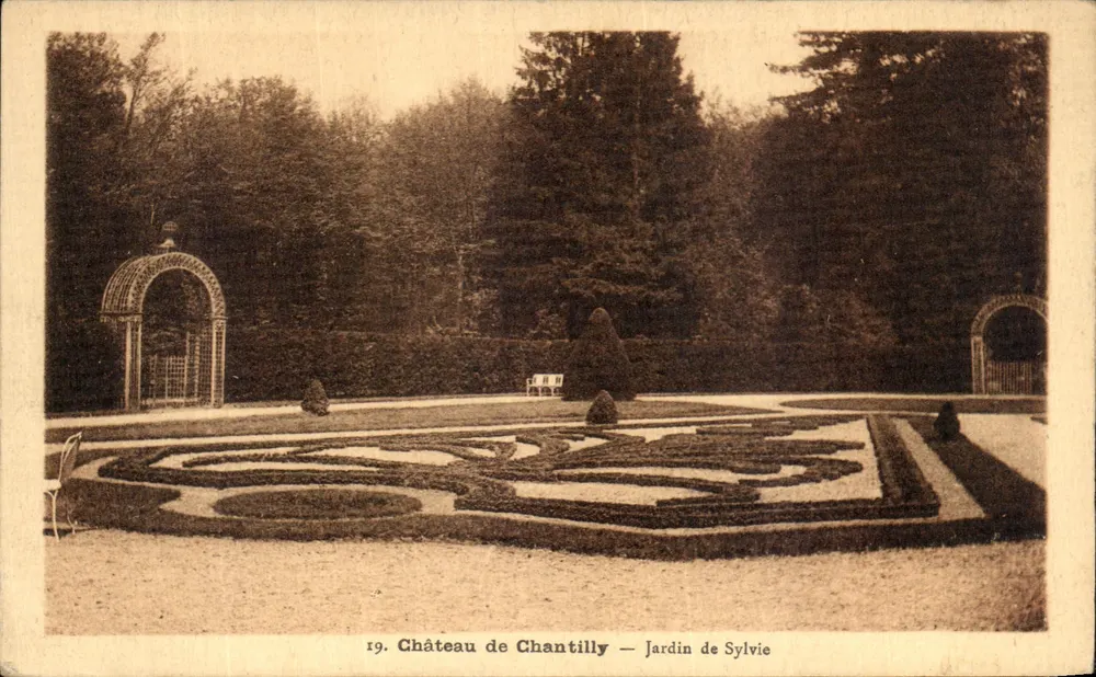 Castelo de Chantilly — Jardim de Sylvie — Editor: Graphil, n°19 - Frente