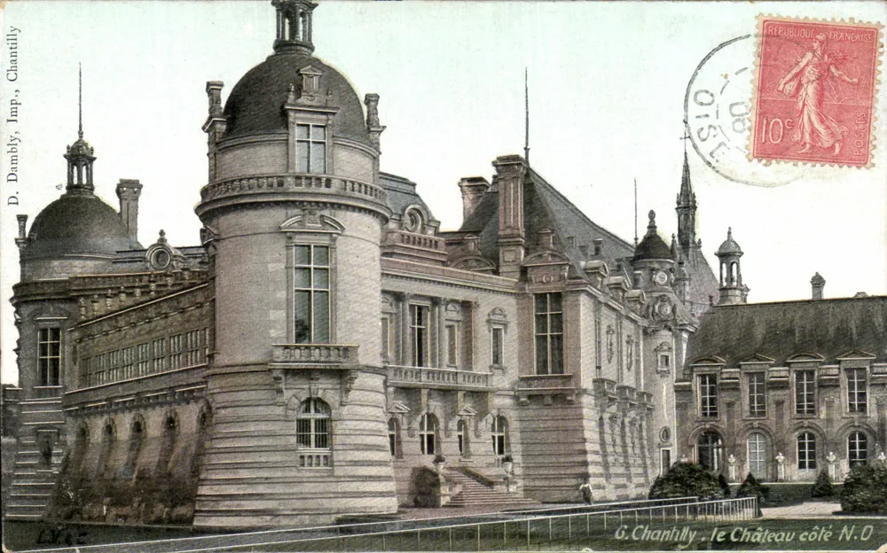 Chantilly - o Castelo lado N.O. — D. Damblly, Imp. Chantilly - Frente