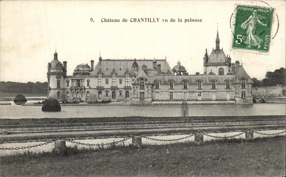 Castelo de CHANTILLY visto da grama — n°9 — Héliotypie Bourdier et Fauchieux, Versailles - Frente