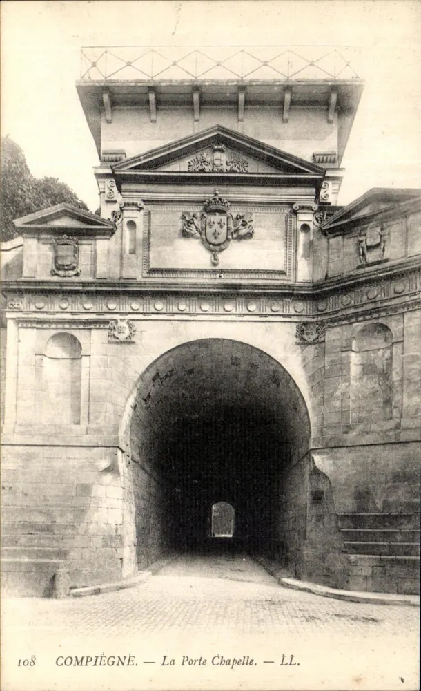 Compiègne — A Porta Chapelle — LL. N° 108 - Frente