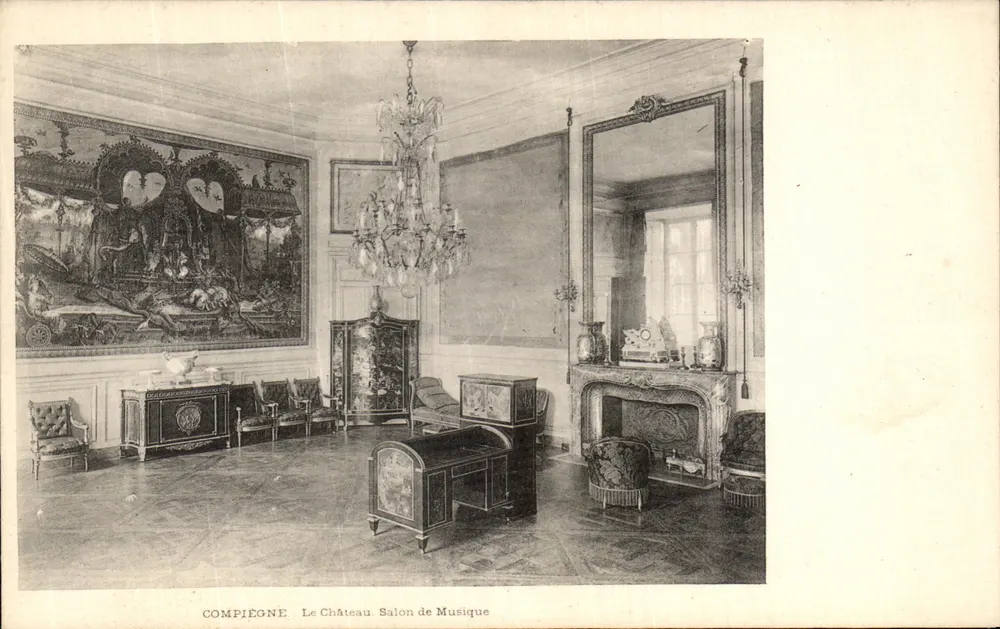 Compiègne — El Castillo. Salón de Música — Editor no visible - Anverso