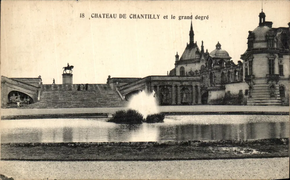 Castelo de Chantilly e o grande degré — editor CDA. Versailles, n° 18 - Frente