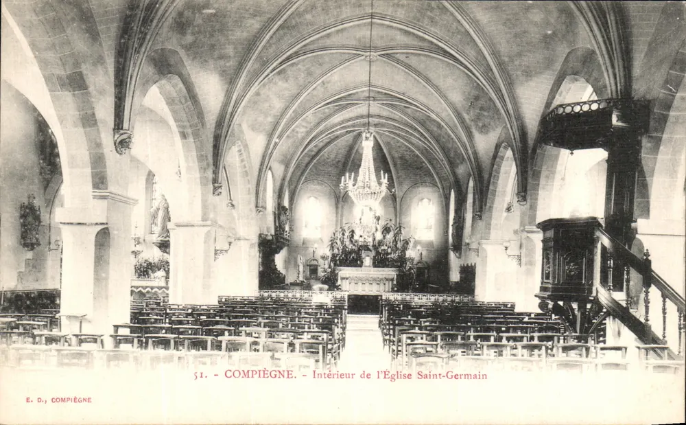 Interior da Igreja de São Germain — Compiègne — Editor E. D., n° 51 - Frente