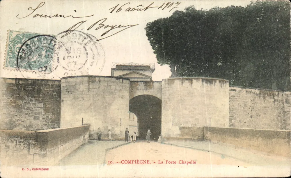 Compiègne — A Porta da Capela — E. D., Compiègne, n°10 - Frente