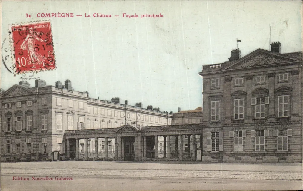 Compiègne — O Castelo — Fachada Principal — Edição Nouvelles Galeries - Frente