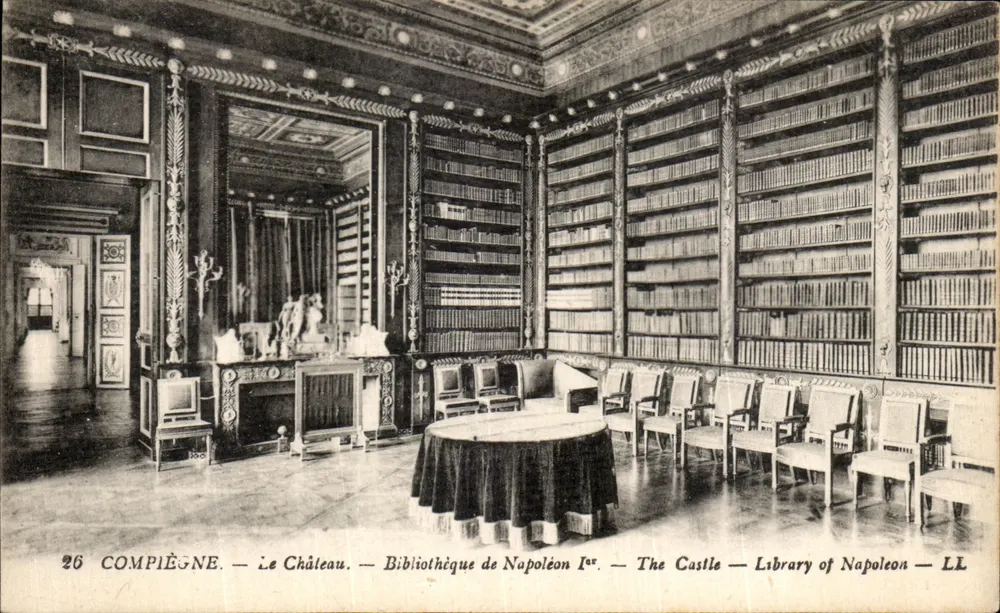 Compiègne — O Castelo — Biblioteca de Napoleão I — LL - Frente
