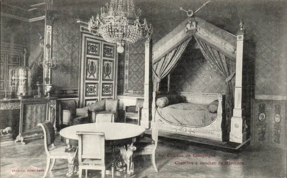 Quarto de dormir de Napoleão — Castelo de Compiègne — Décelle, Compiegne, n°35 - Frente