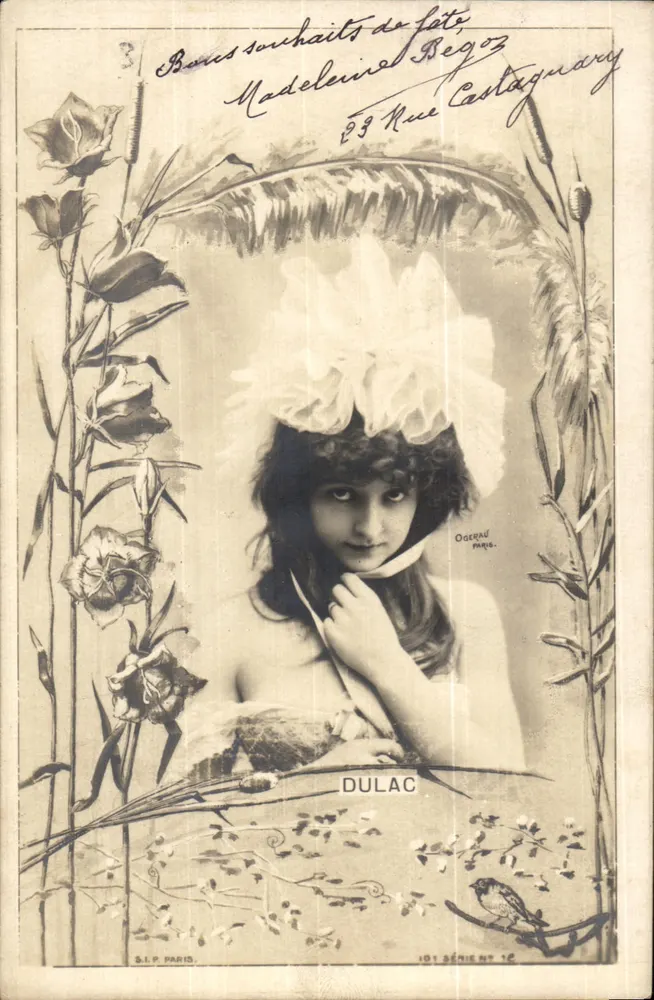 Junge Frau mit Strohhut — Serie 16 — Verlag Dulac, Paris - Vorderseite