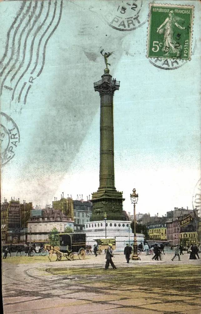 Praça da República — Coluna da República em Paris — editada pela Sociedade Anônima das Cartas Postais - Frente