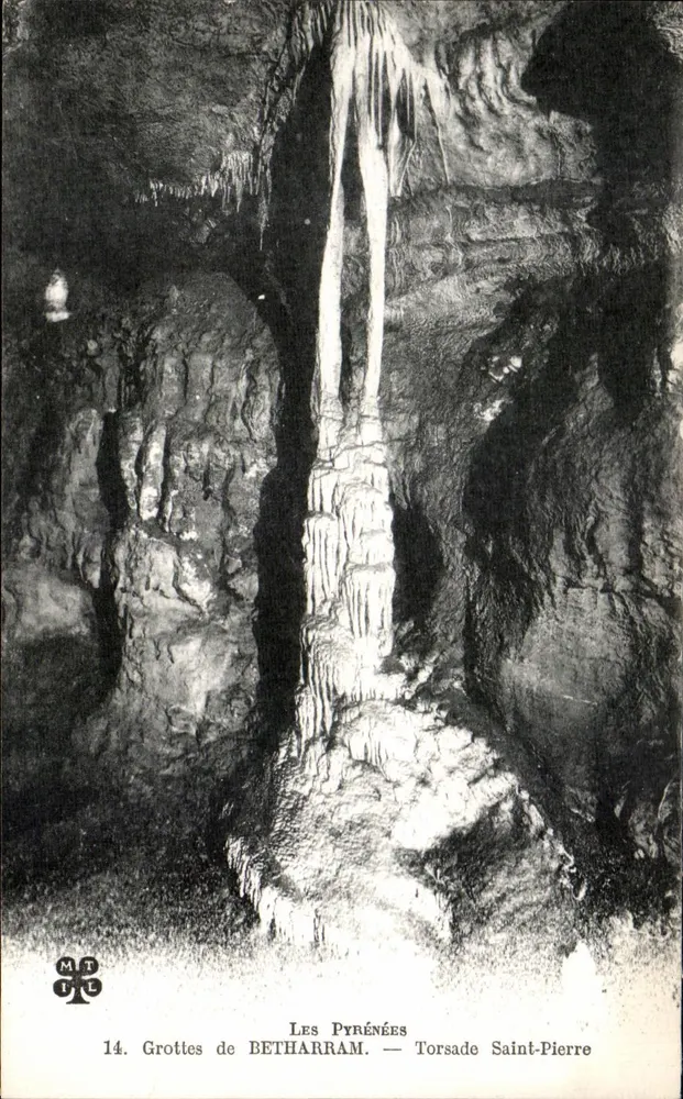 Grutas de BETHARRAM — Torsade Saint-Pierre — Os Pirineus — Editor M.T.L. n°14 - Frente