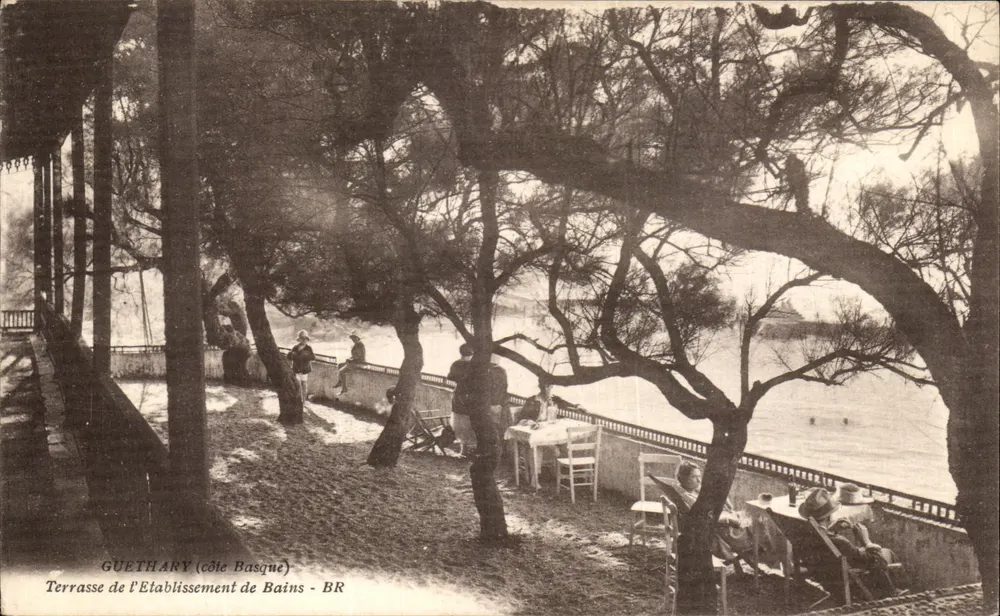 Guethary (costa vasca) — Terraza del Establecimiento de Baños — BR - Anverso