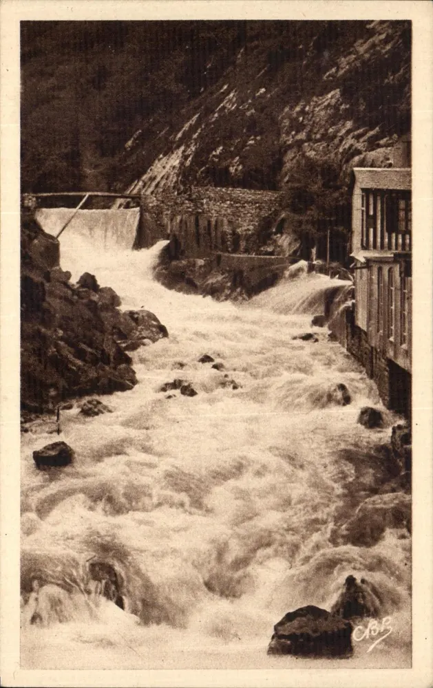 Eaux-Bonnes — Um canto do Gave — Edição Midi-Pyrénées - Pau - Frente