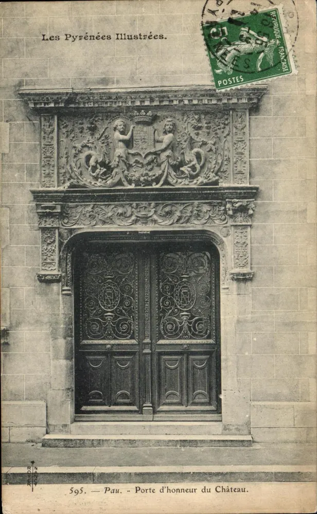Pau — Porta de honra do Castelo — Les Pyrénées Illustrées, n°595 - Frente