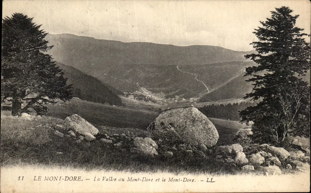 Le Mont-Dore — Die Tal der Mont-Dore und Mont-Dore — LL. — N°11 - Vorderseite