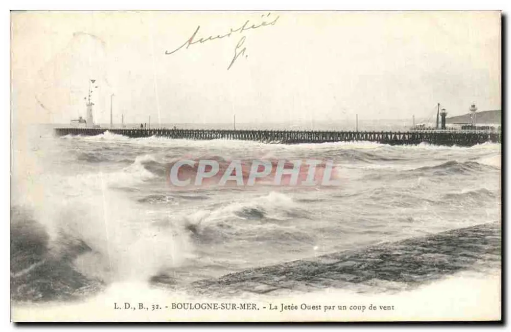 Boulogne-sur-Mer — Die Westmole bei stürmischem Wind — L.D., B., 32 - Vorderseite