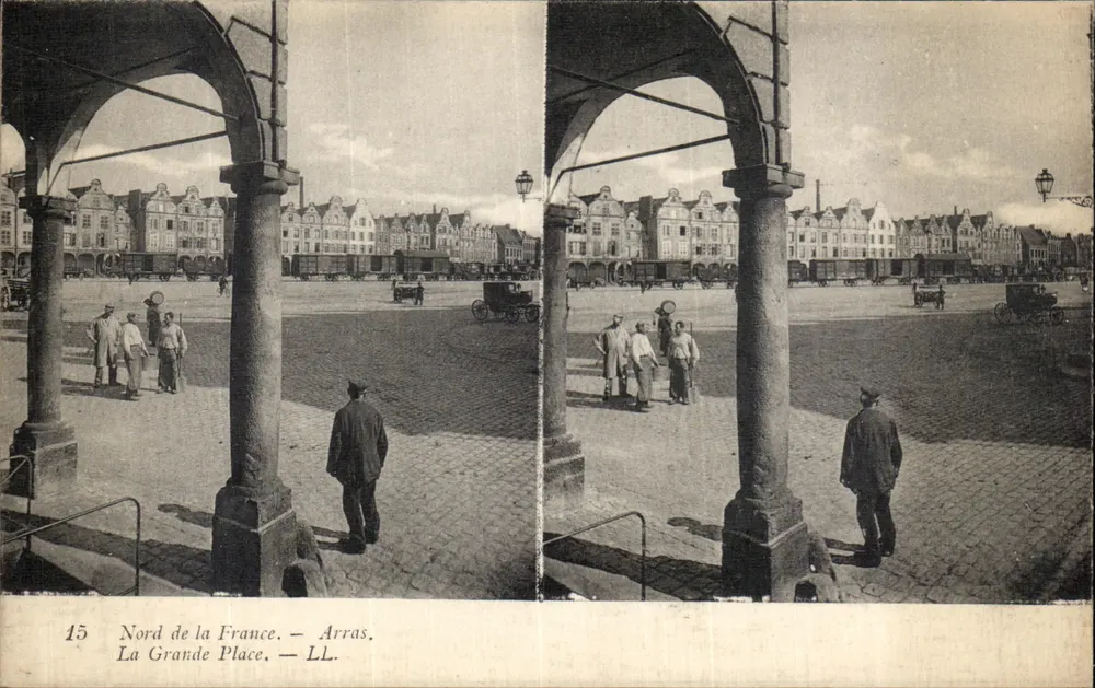 Arras — Die Grande Place — LL, Nr. 15 - Vorderseite