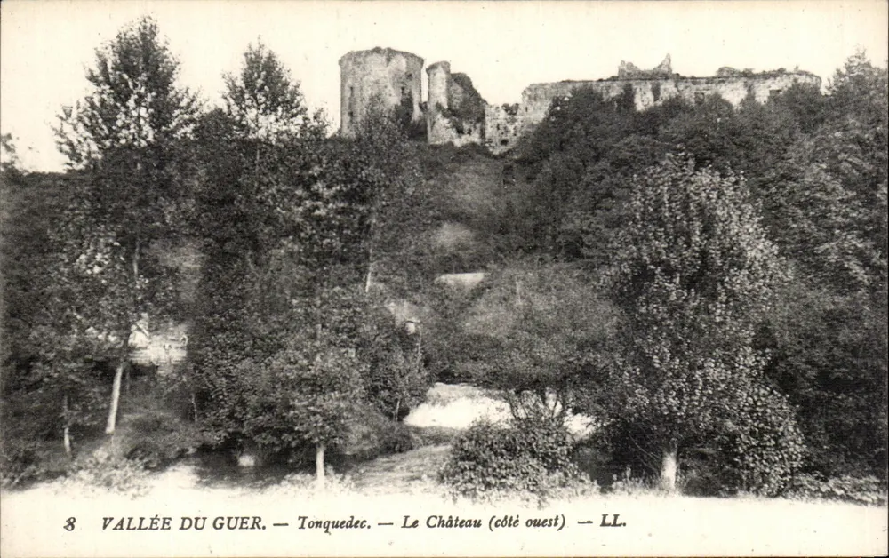 Valle del Guer — Tonquedec — Il Castello (lato ovest) — LL. - Recto