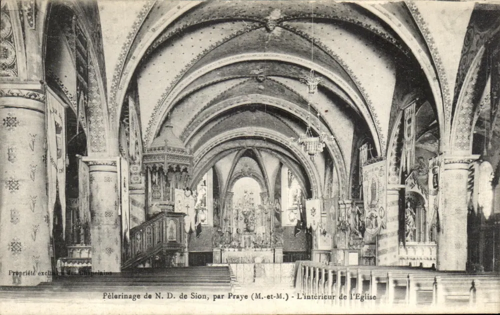 Pilgerreise der N.D. de Sion, von Praye (M.-et-M.) — Das Innere der Kirche - Vorderseite