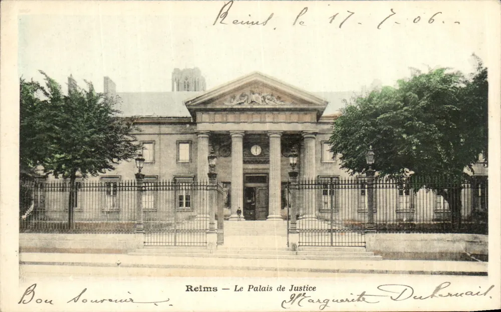 Reims — O Palácio de Justiça — Marguerite Dubrmail - Frente