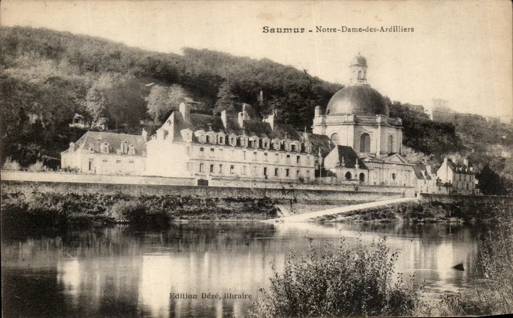 Saumur - Igreja de Nossa Senhora de Ardilliers — editor Dézé, livraria - Frente