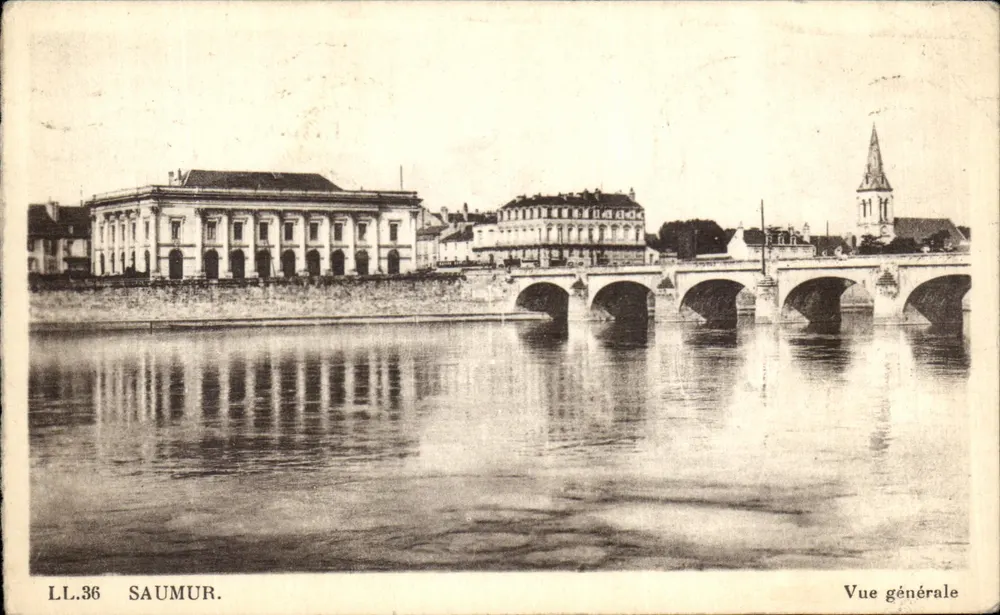 Saumur — Vista geral — LL.36 - Frente