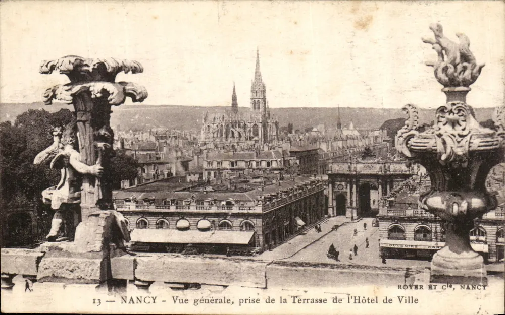 NANCY — Allgemeiner Blick, vom Terrassenbereich des Rathauses aus — ROYER ET CIE, NANCY - Vorderseite
