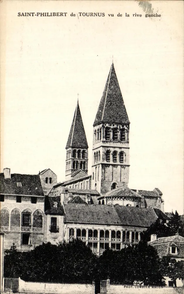 Saint-Philibert de Tournus visto da margem esquerda — Fot. Combier Naccon - Frente