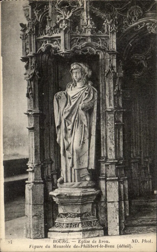 Bourg — Kirche von Brou. Figur des Mausoleums von Philibert-le-Beau (Detail). ND. Phot. - Vorderseite