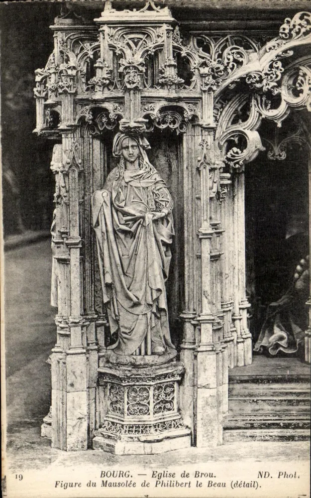 Bourg — Kirche von Brou. Figur des Mausoleums von Philibert le Beau (Detail). - Vorderseite