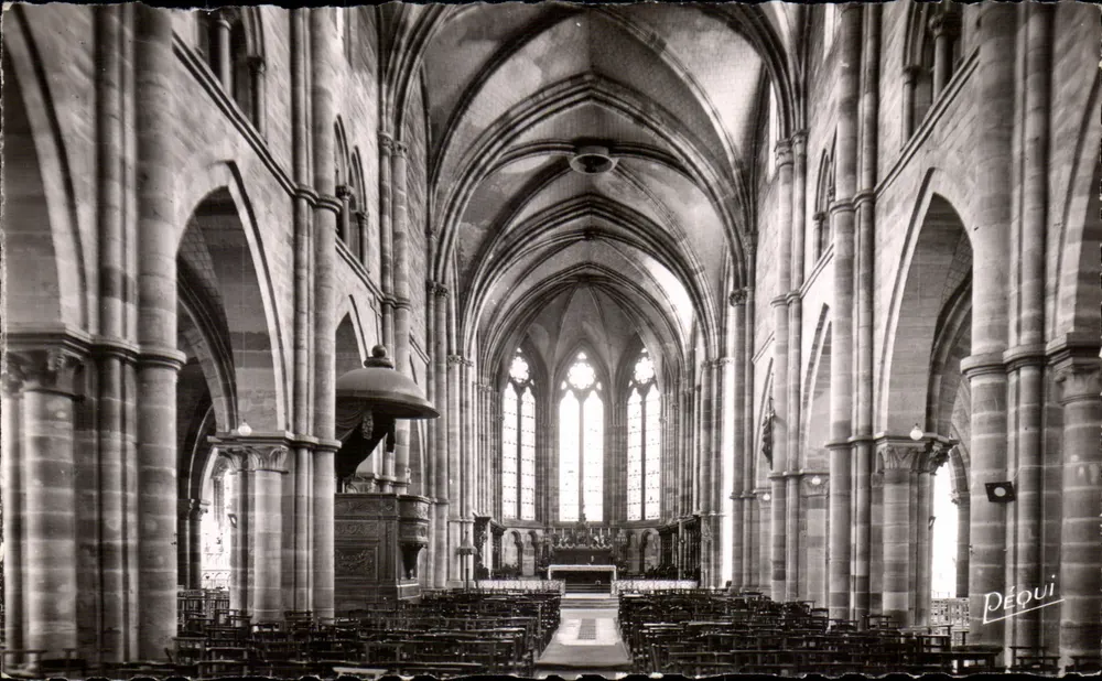 A Igreja — Luxeuil-les-Bains — editor PÉQUIGNOT, Besangon - Frente