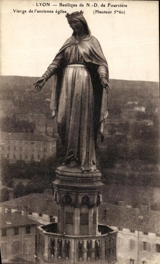 LYON — Basilique Notre-Dame de Fourvière — Jungfrau der alten Kirche (Höhe 5m60) - Vorderseite