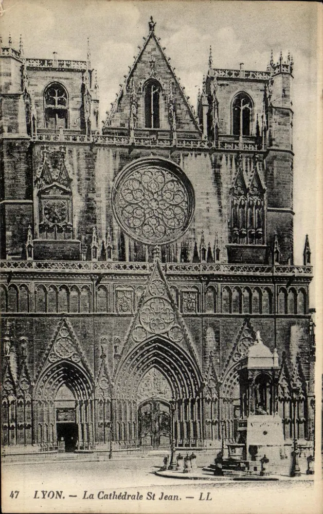 LYON — A Catedral de São João — LL 47 - Frente