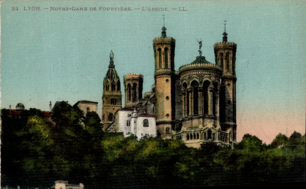Lyon — Nossa Senhora de Fourvière — A Abside — LL. - Frente