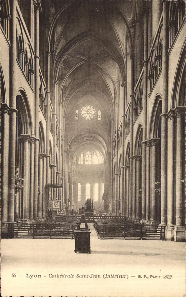 Lyon - Catedral de São João (Interior) — B. F., Paris — n° 58 - Frente