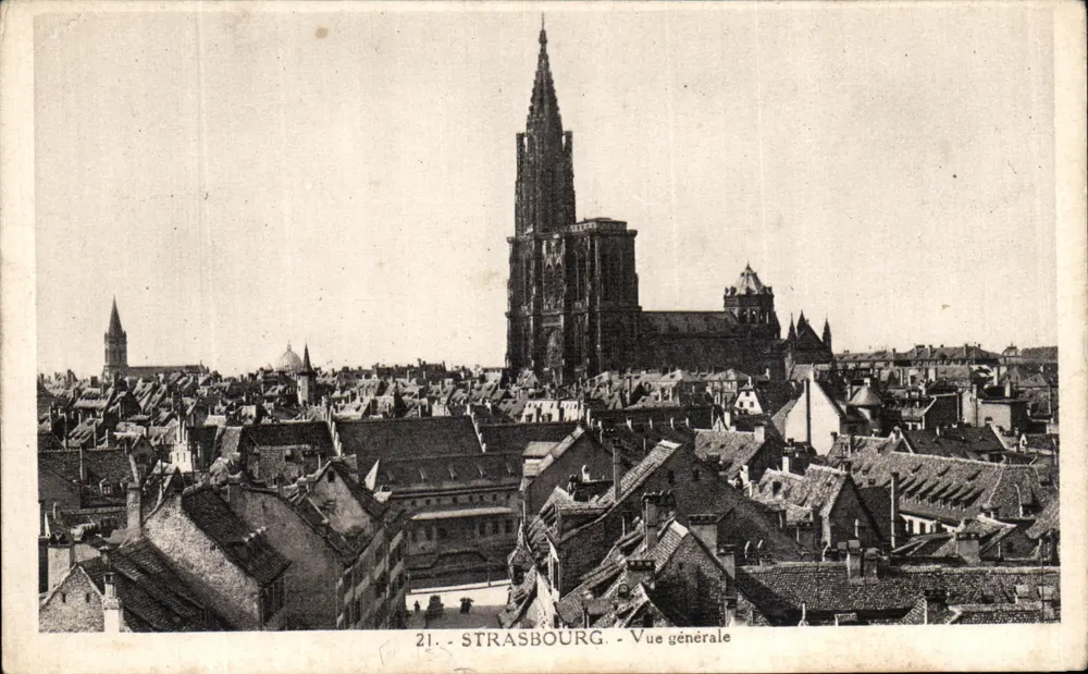 Strasbourg — Vista geral — Editor Ch. Berberet, Strasbourg - Frente