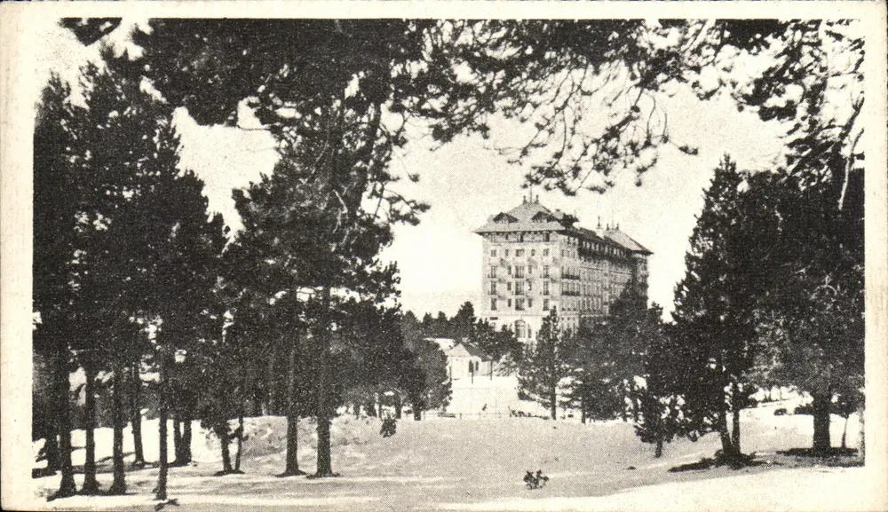 Hotel de montanha — Font-Romeu — editor C 9 - Frente