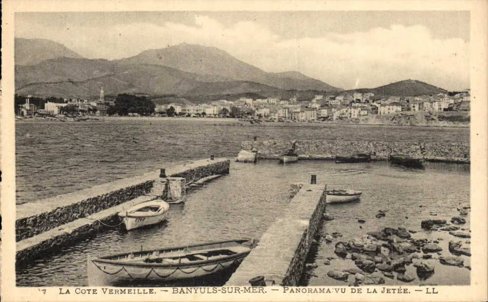 A Costa Vermelha — Banyuls-sur-Mer — Panorama visto da ponta — LL - Frente