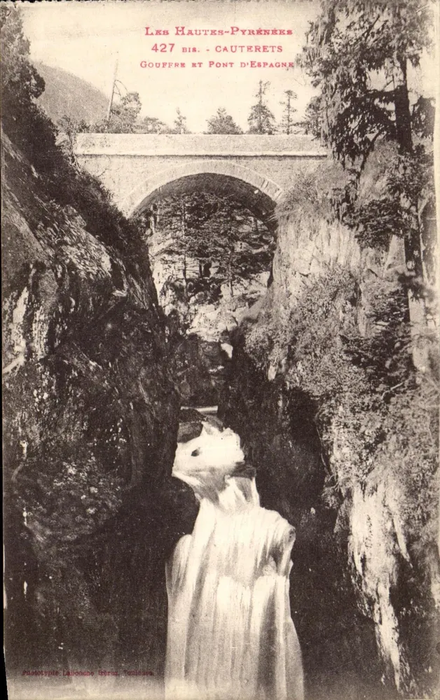 Gruta e Ponte da Espanha — As Altas-Pirineus — Pammytype Labonese, Toulouse - Frente