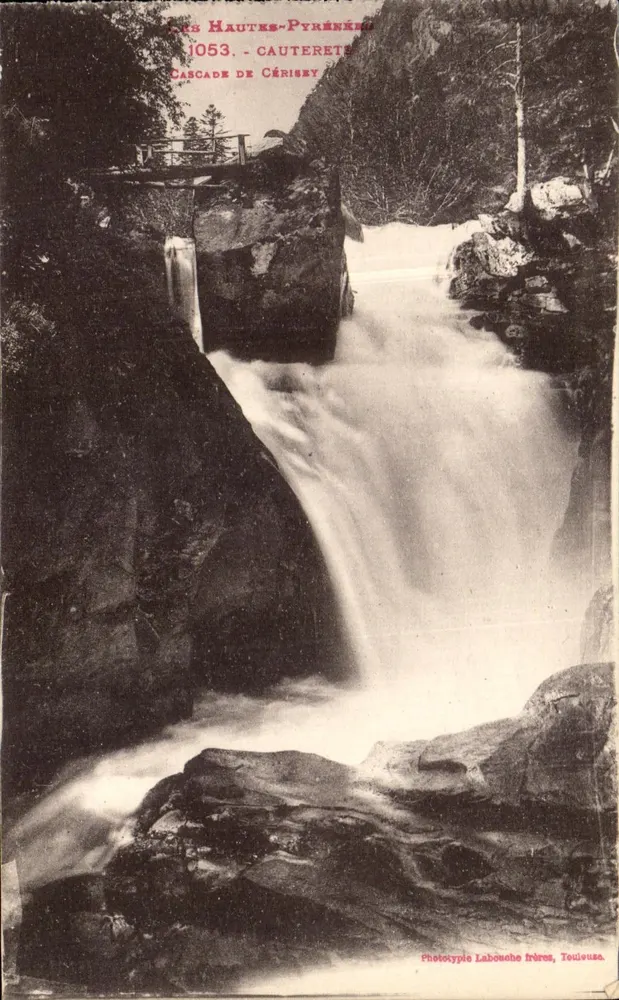 Cachoeira de Cérissey — Les Hautes-Pyrénées — Fotoxylografia Labouche frères, Toulouse - Frente