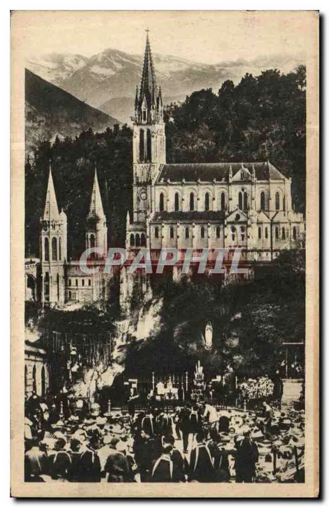 Lourdes — A Basílica e a Gruta — Edição E. Quinault Lourdes - Frente