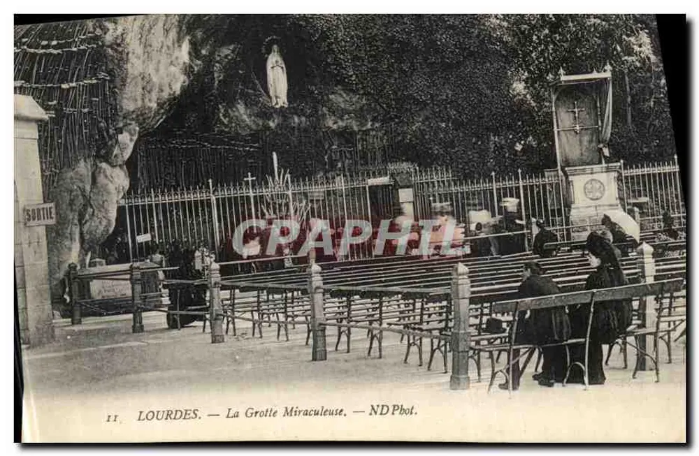 Lourdes — A Gruta Milagrosa — NDPhot. - Frente