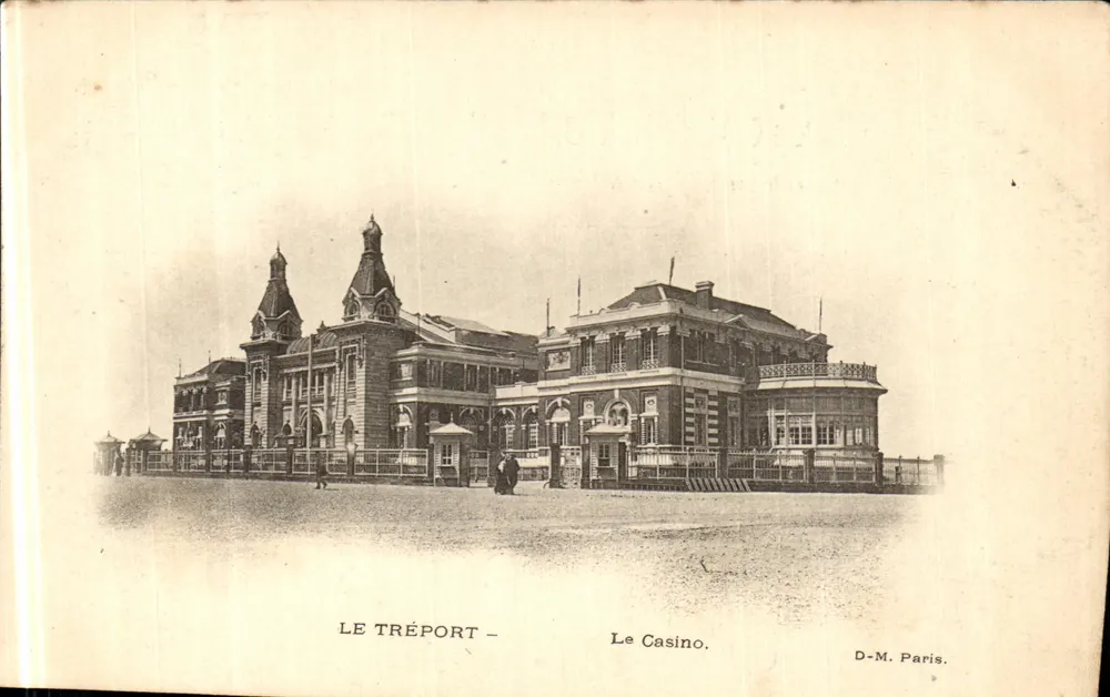 Le Tréport — O Casino — D-M. Paris. - Frente