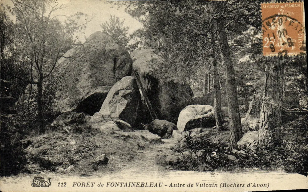 Forêt de Fontainebleau — Antre de Vulcain (Rochers d'Avon) — Verleger unbekannt, Nr. 112 - Vorderseite