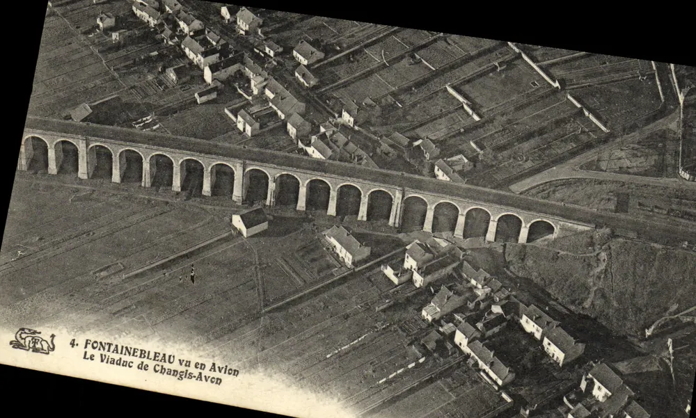 Fontainebleau aus der Luft gesehen — Der Viadukt von Changis-Aven — Verlag unbekannt, n°4 - Vorderseite