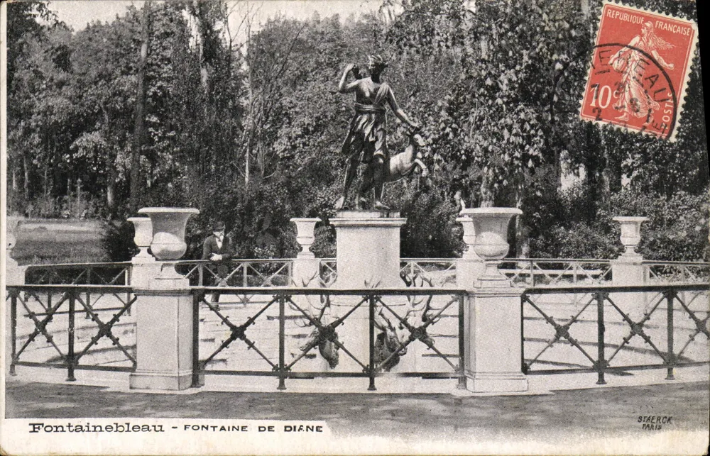 Fontainebleau - Fonte de Dianinha — Staerck Paris - Frente