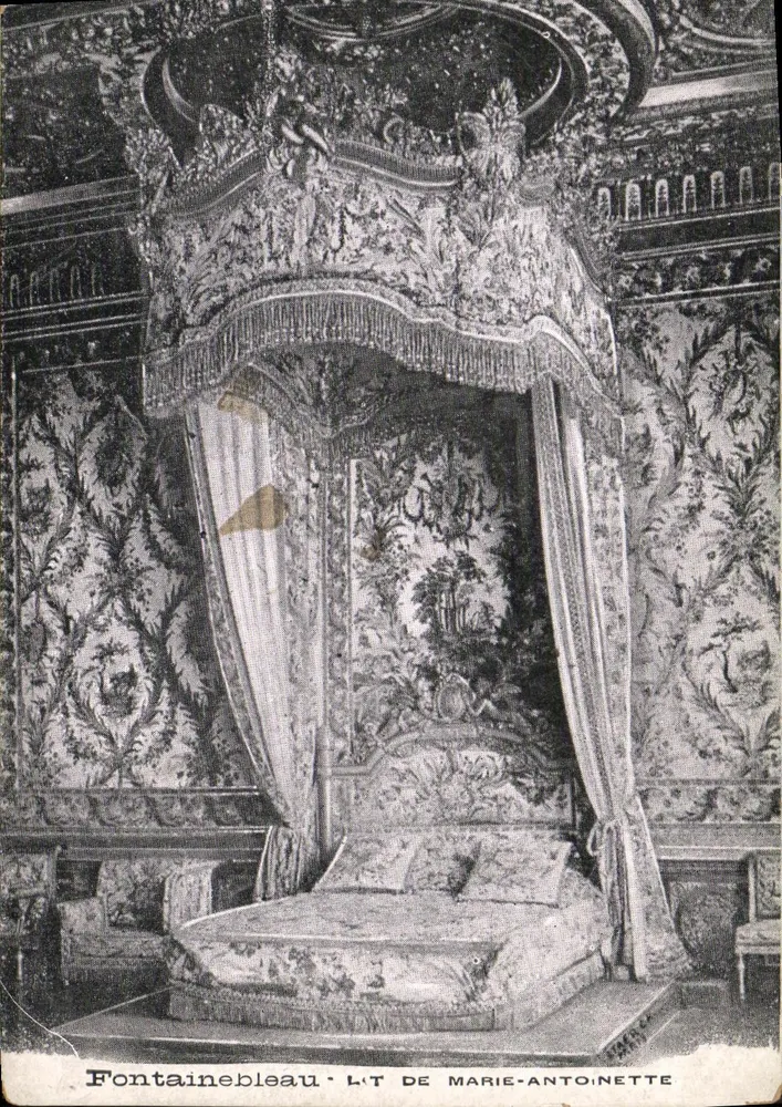 Fontainebleau - Das Bett von Marie-Antoinette - Vorderseite