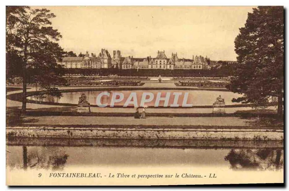 Fontainebleau - Der Tibre und Blick auf den Schlosshof - LL - Vorderseite