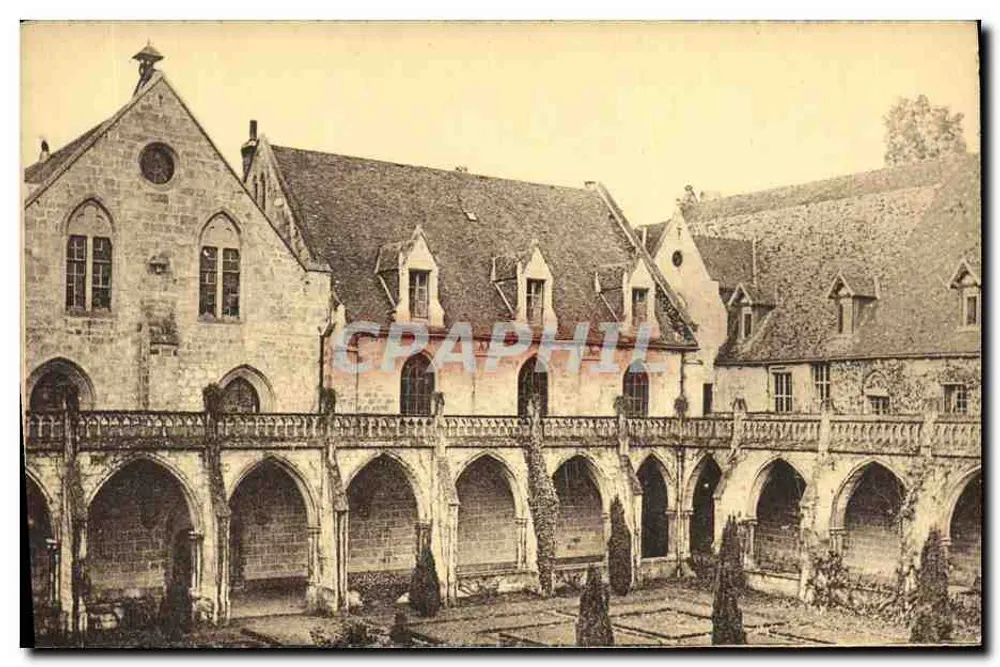 Abadia de Royaumont — Vista do claustro — Editor G. Barrault, Viarmes - Frente